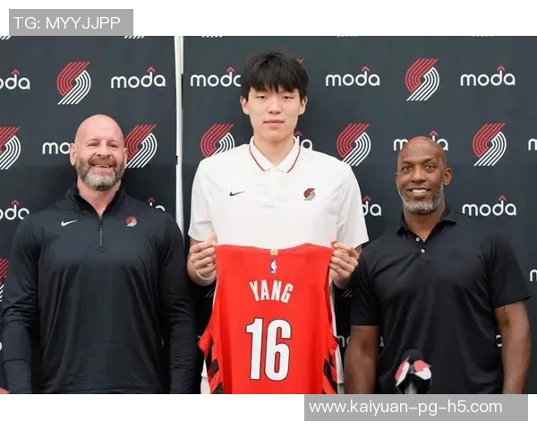 杨瀚森逐渐融入球队轮换阵容连续两场出战时间超13分钟表现待提升